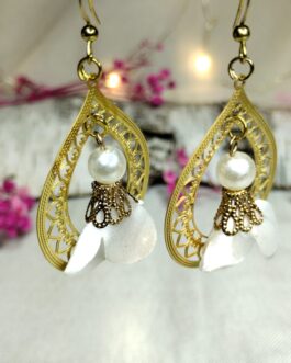 Kolczyki 6cm „Biały kwiat radości”