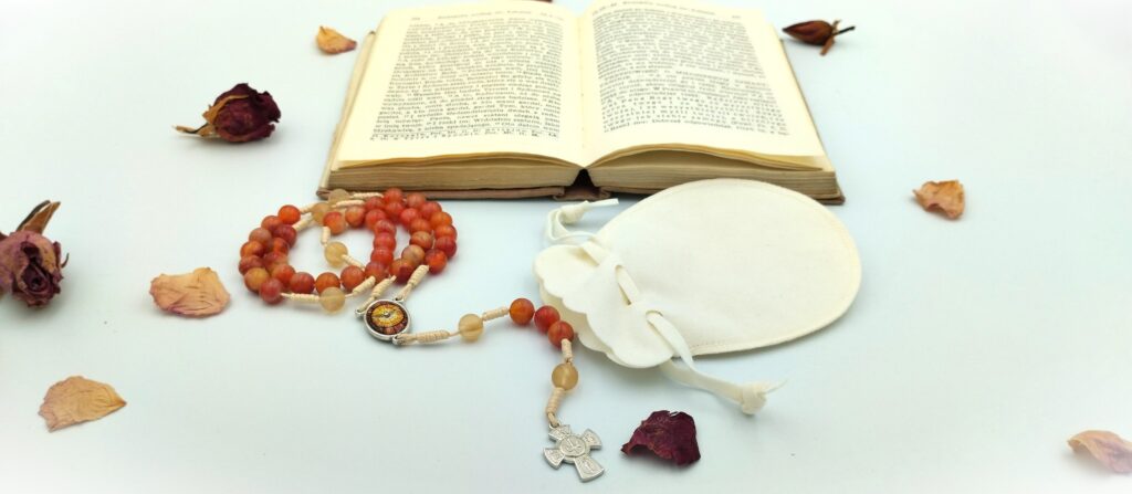 Różaniec 8mm "Duchu Święty Przyjdź"